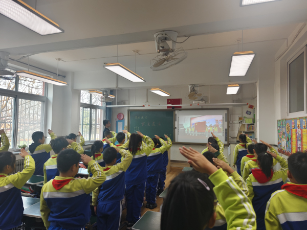 东堤头小学 (3).jpg